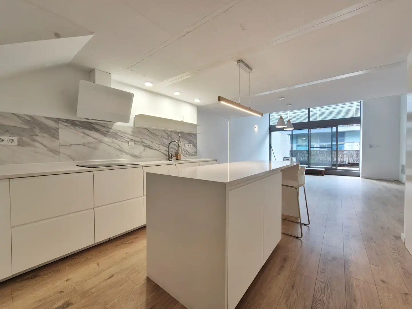 Küche von Wohnung zum Verkauf in Valencia mit Klimaanlage, Heizung und Terrasse