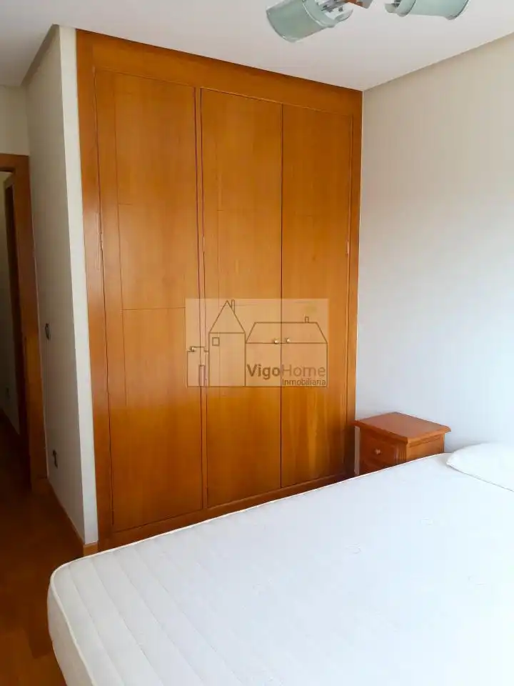 Bedroom of Flat for rent in Vigo   with Heating, Swimming Pool and Furnished