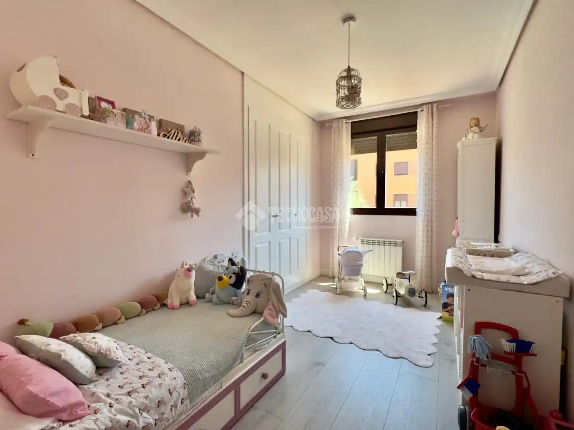 Habitación de Piso en venta en Las Rozas de Madrid con Aire acondicionado, Calefacción y Terraza