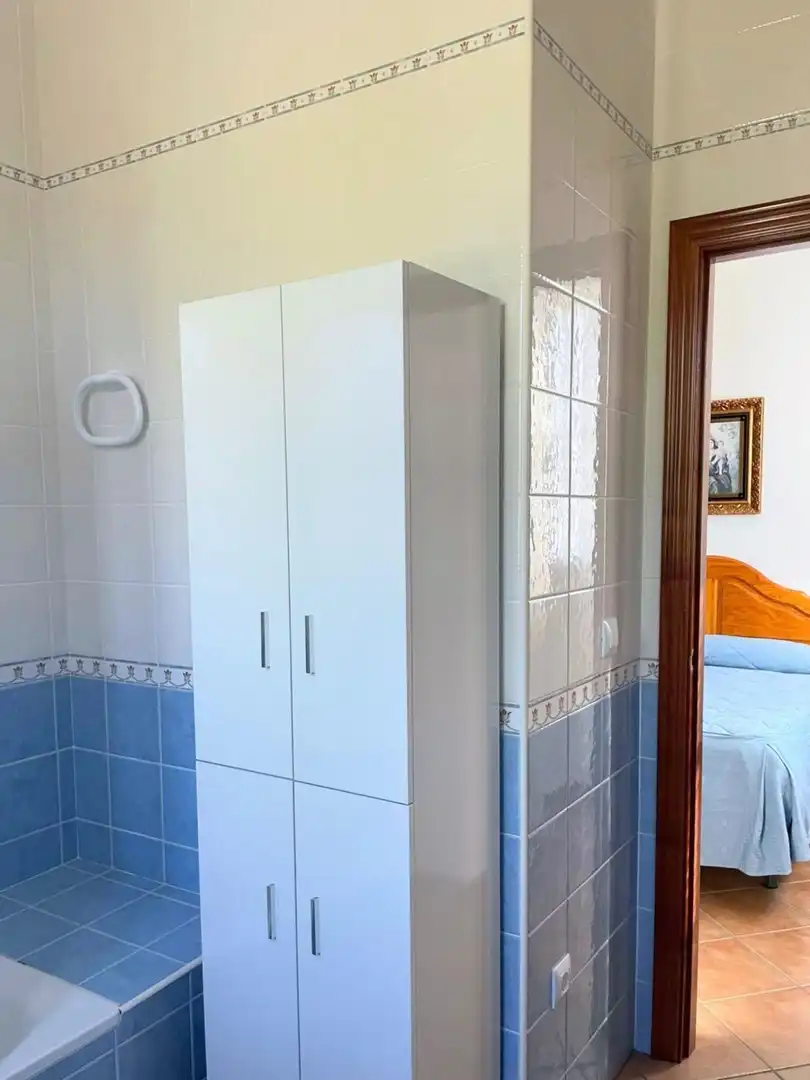 Bathroom of Houses for sale in Hinojos  with Air Conditioner, Heating and Private garden