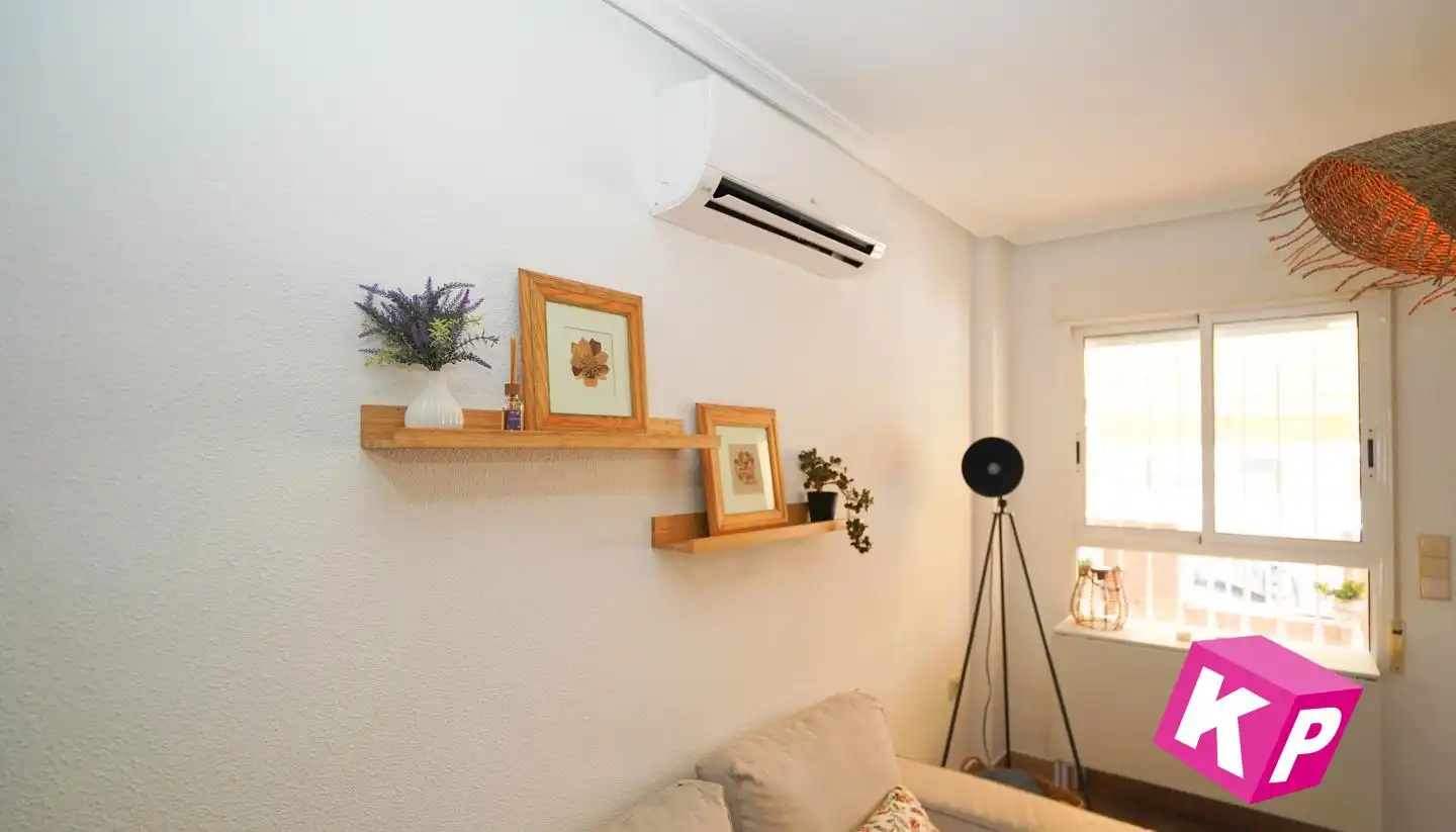 Sala d'estar de Casa o xalet en venda en Santa Pola amb Aire condicionat, Terrassa i Piscina