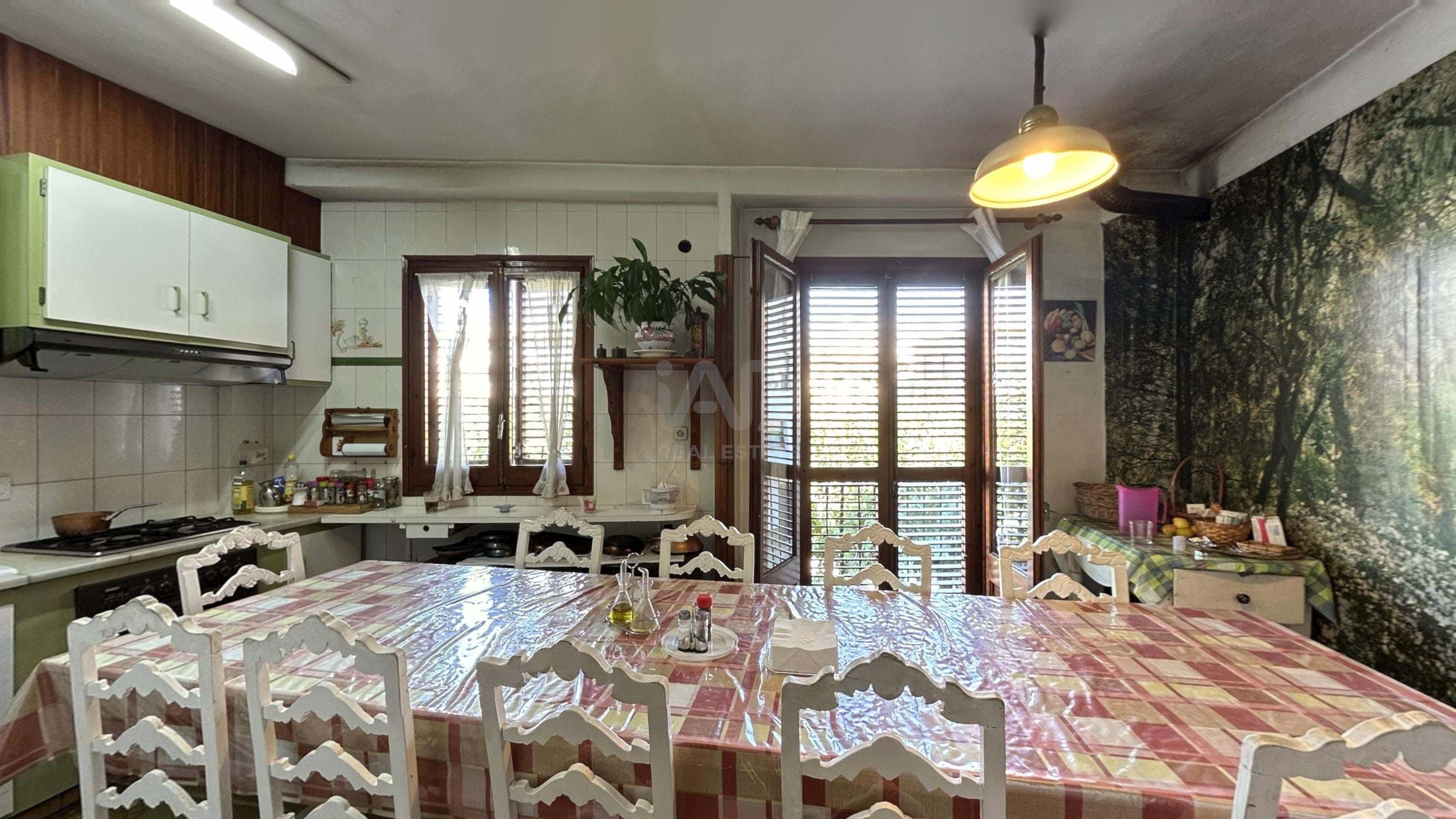 Menjador de Edifici en venda en Gandesa