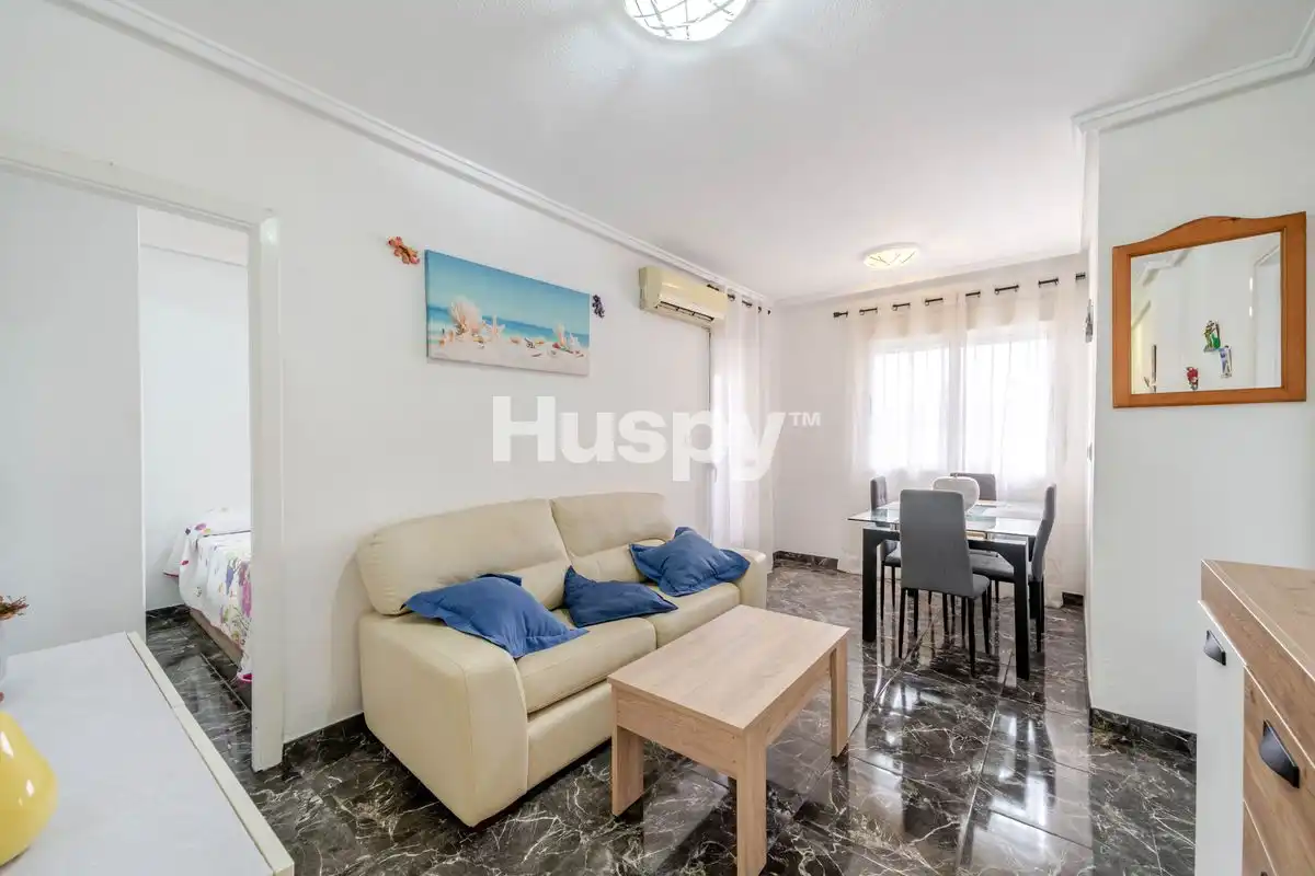 Living room of Flat for sale in Torrevieja  with Air Conditioner, Heating and Terrace