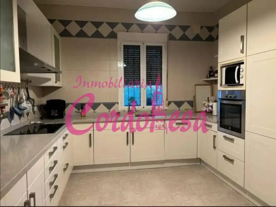 Cocina de Finca rústica en venta en Córdoba con Aire acondicionado, Calefacción y Trastero