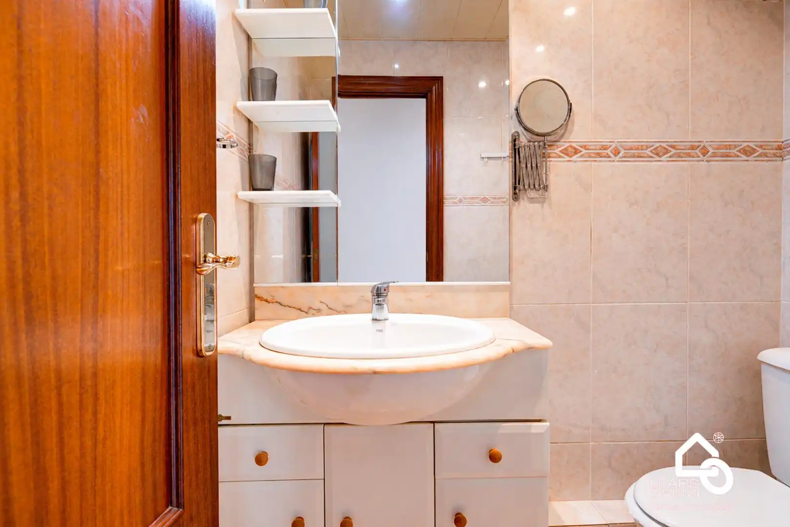 Baño de Piso en venta en Barcelona con Calefacción y Balcón