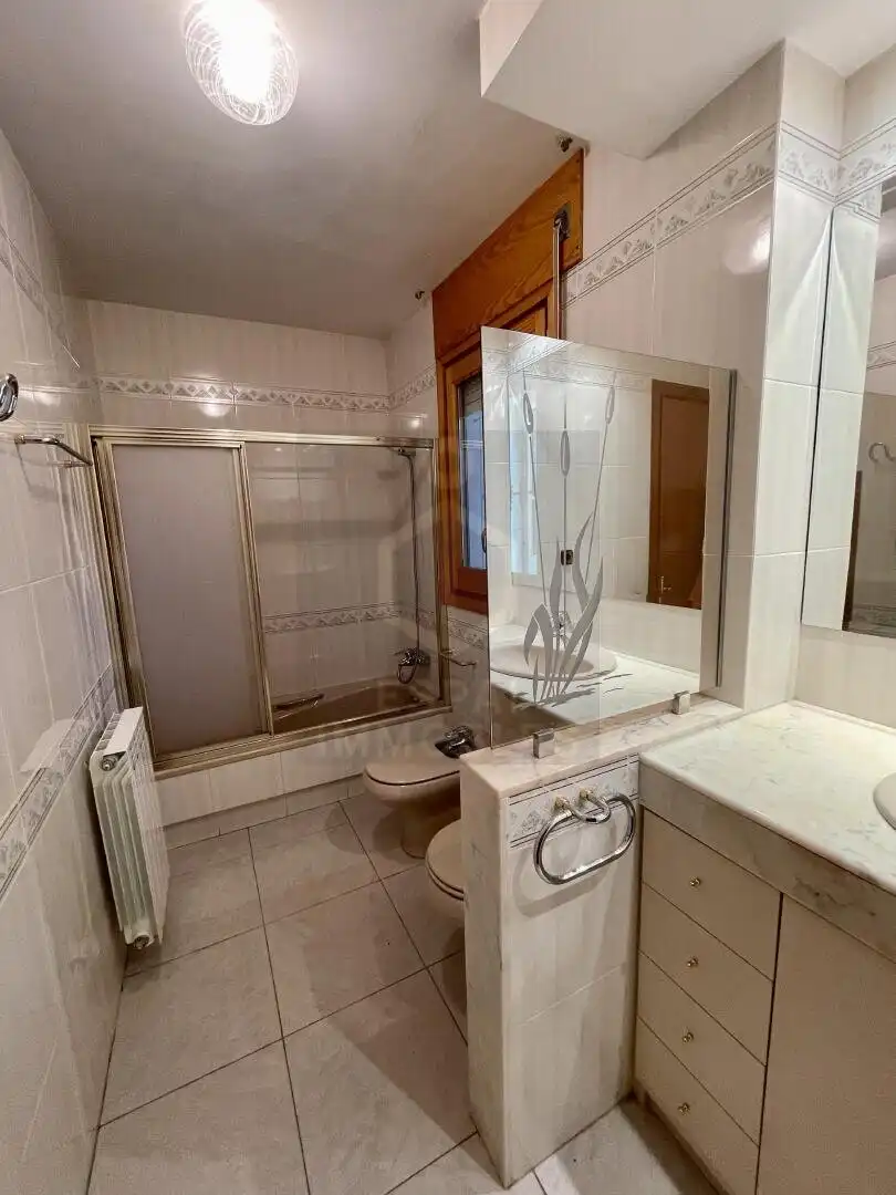 Bany de Casa o xalet en venda en Castellnou de Bages