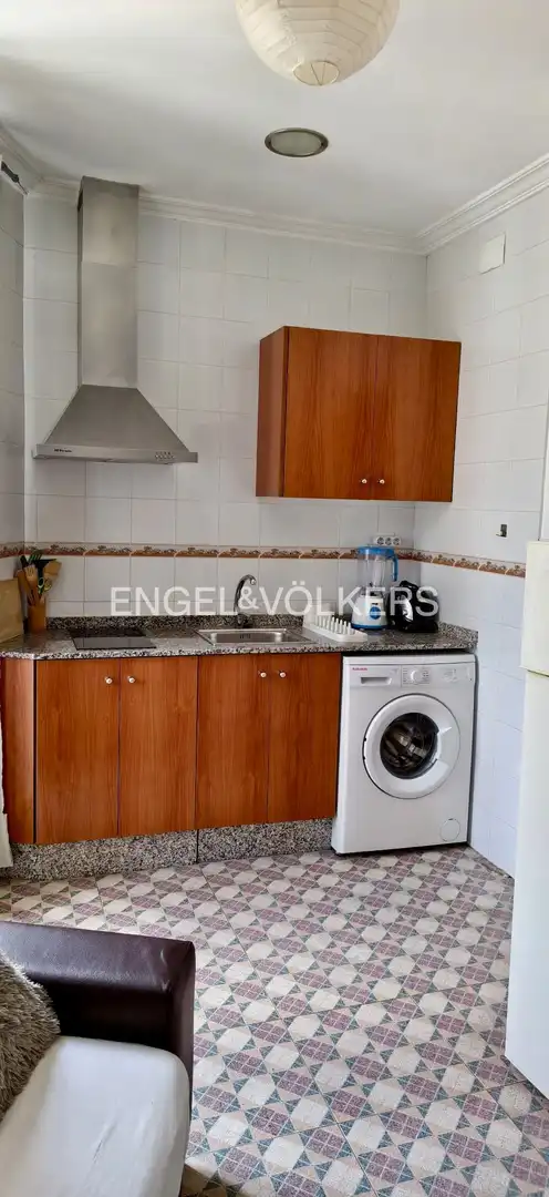 Cocina de Piso de alquiler en Valencia con Aire acondicionado, Calefacción y Balcón