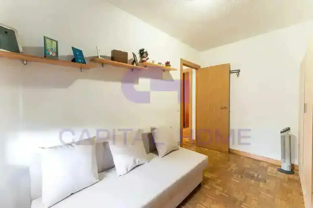 Dormitori de Pis en venda en Móstoles amb Calefacció, Parquet i Terrassa