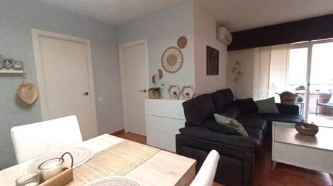 Foto 2 de Pis en venda a Roc Blanc, Barcelona