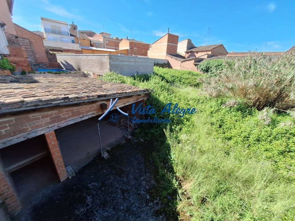 Exterior view of House or chalet for sale in Azofra  with Private garden, Storage room and Balcony