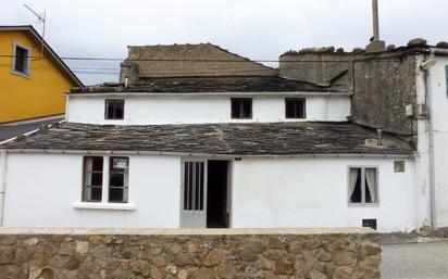 Vista exterior de Casa o xalet en venda en O Vicedo  amb Moblat