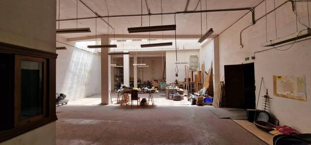 Local comercial en Venta en Plaza Illes Columbretes