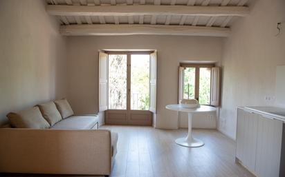 Bedroom of Flat to rent in Girona Capital  with Air Conditioner, Heating and Terrace