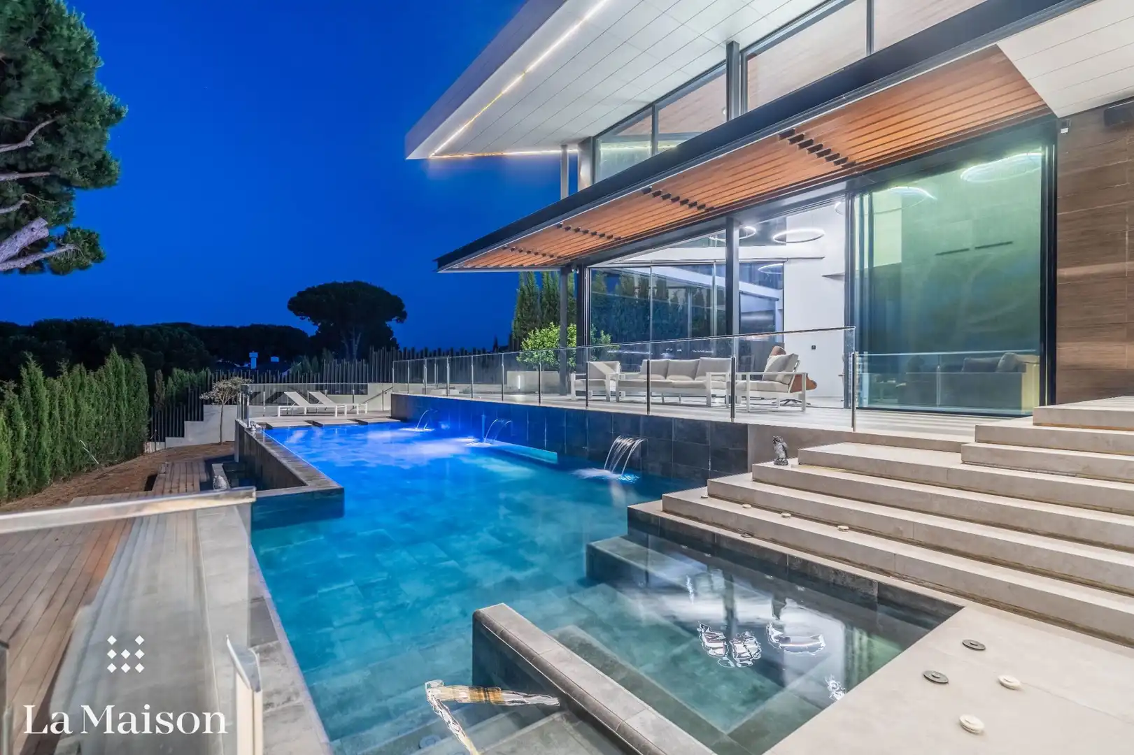 Piscina de Casa o chalet en venta en Caldes d'Estrac con Aire acondicionado, Calefacción y Jardín privado