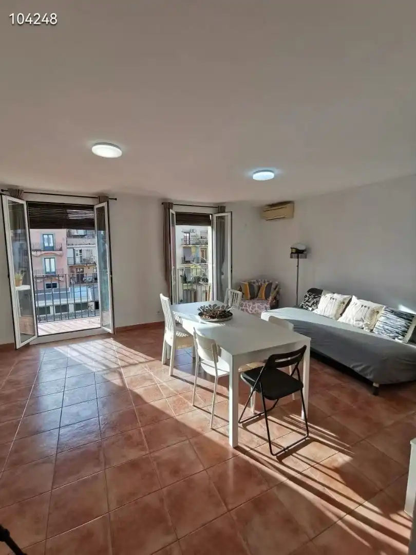 Appartamento con terrazza in vendita a Carrer del Marquès de Barberà, imagen 3