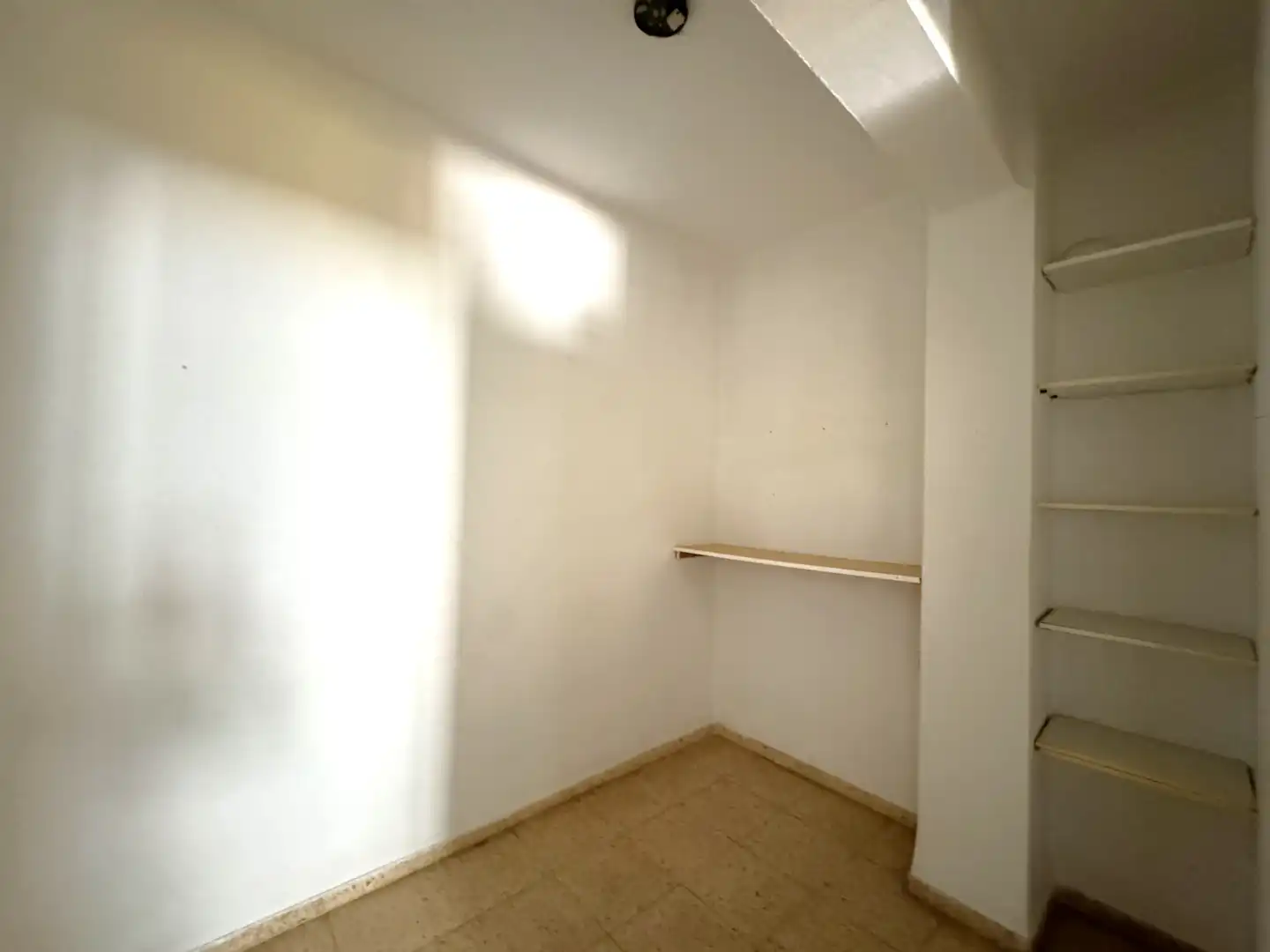 Dormitori de Casa o xalet en venda en Serra amb Terrassa i Balcó