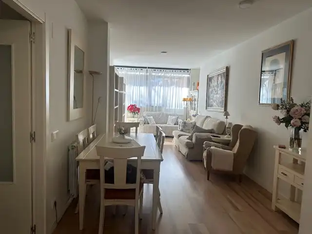 Piso con ascensor en venta en Centre