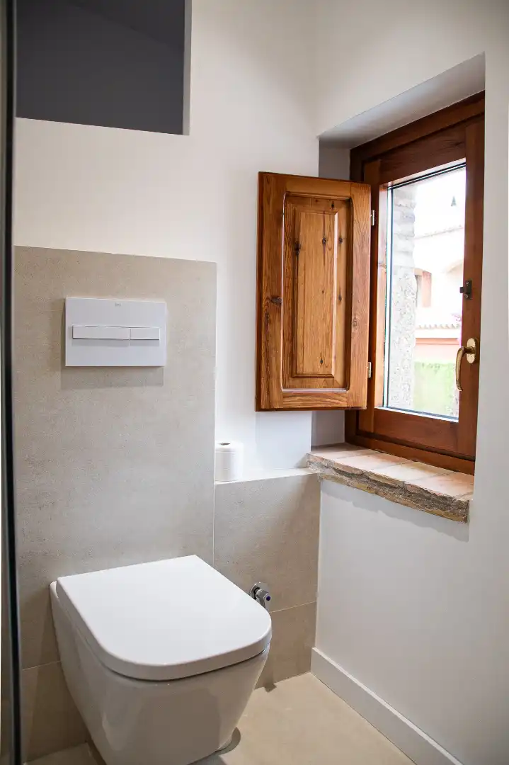 Badezimmer von Country house zur Miete in Santa Cristina d'Aro mit Klimaanlage, Heizung und Privatgarten
