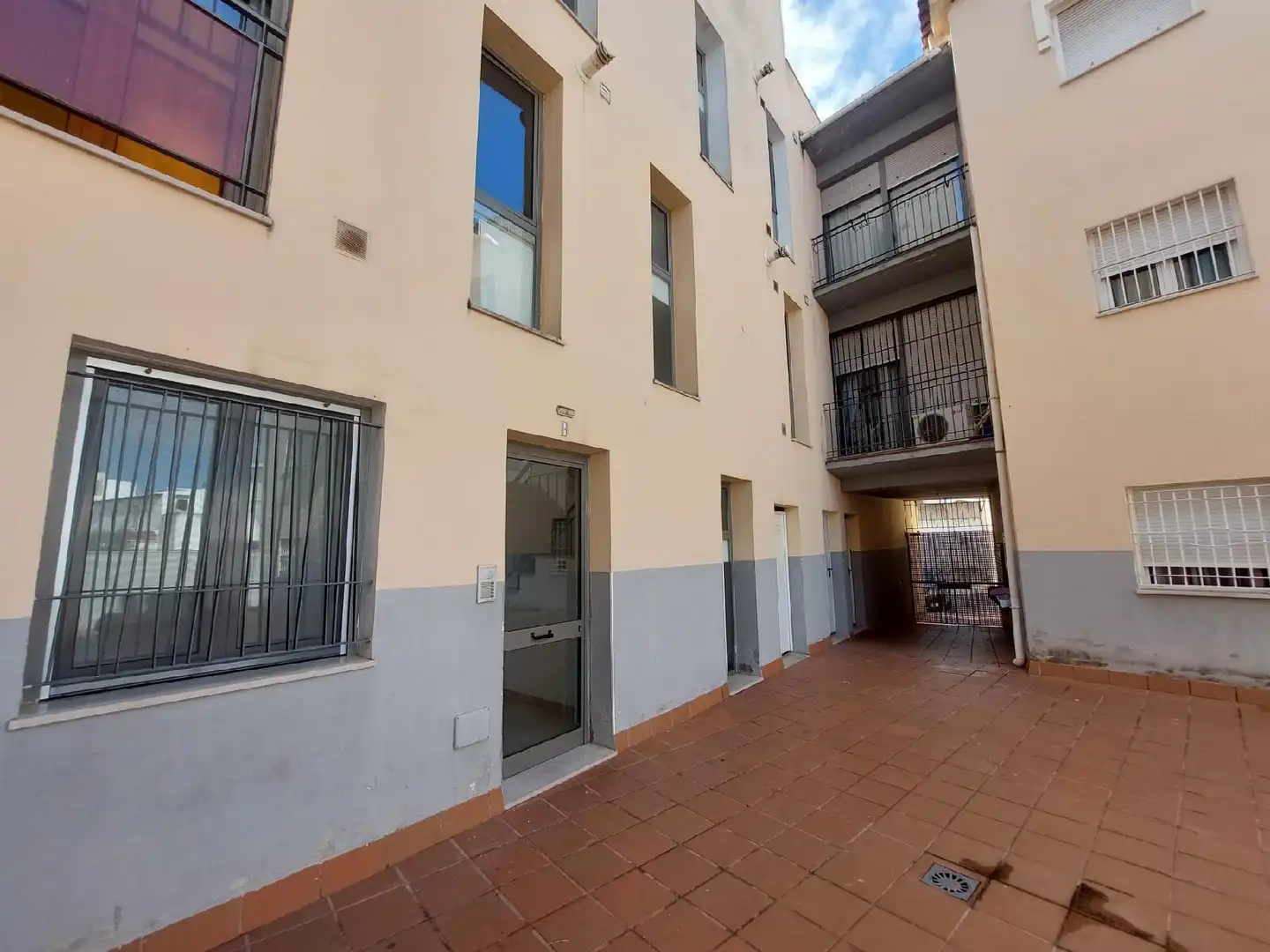 Vista exterior de Piso en venta en La Algaba