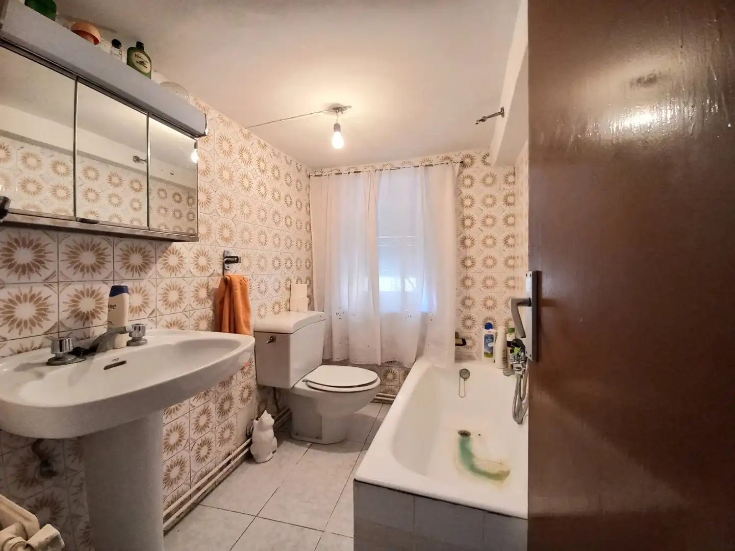 Bathroom of Detached homes for sale in Madrigalejo del Monte  with Heating and Storage room