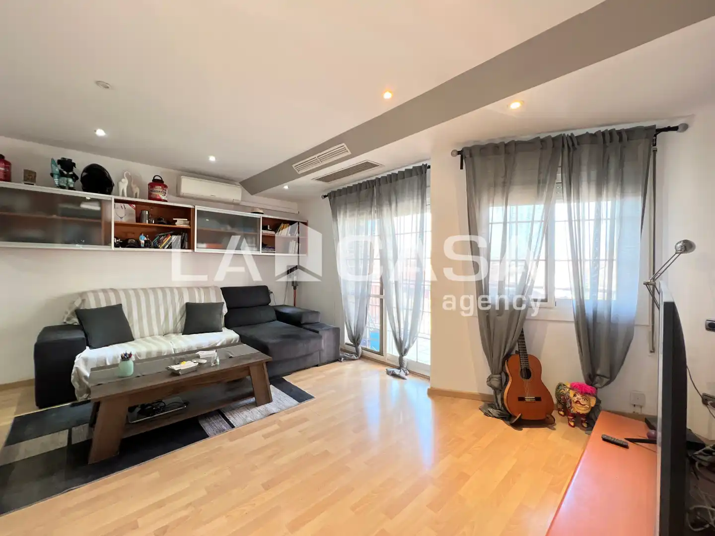 Living room of Flat for sale in Badalona  with Heating and Balcony