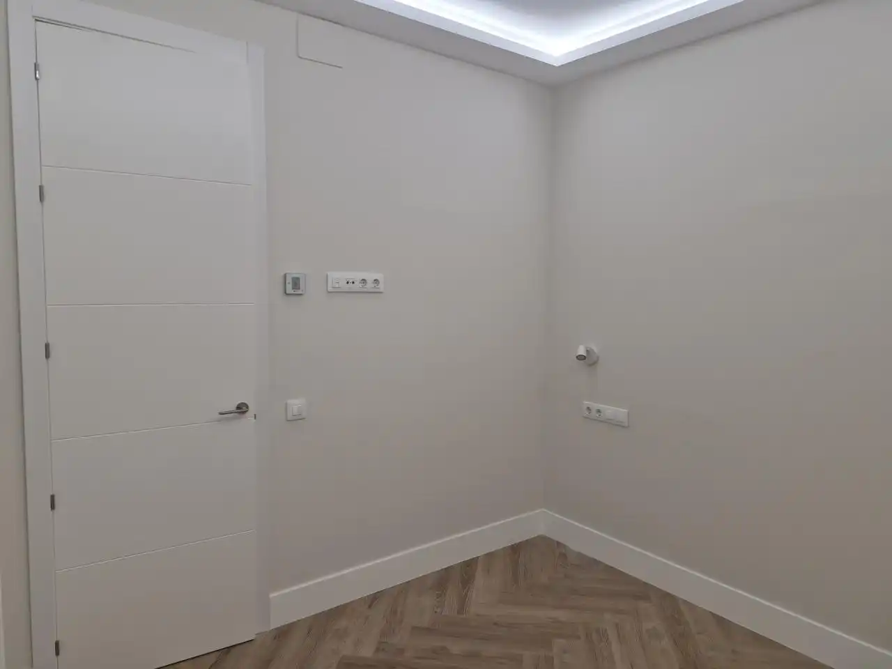 Habitación de Piso en venta en Madrid con Aire acondicionado y Calefacción
