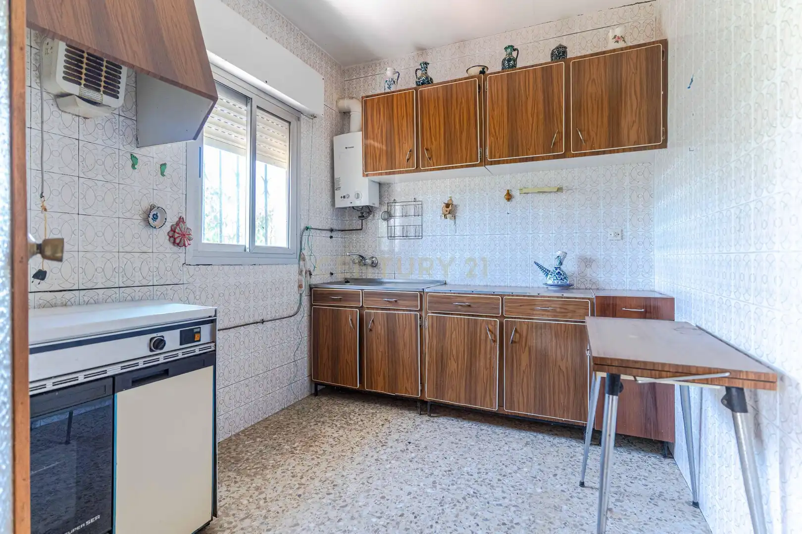 Cocina de Finca rústica en venta en Carataunas con Jardín privado, Trastero y Piscina