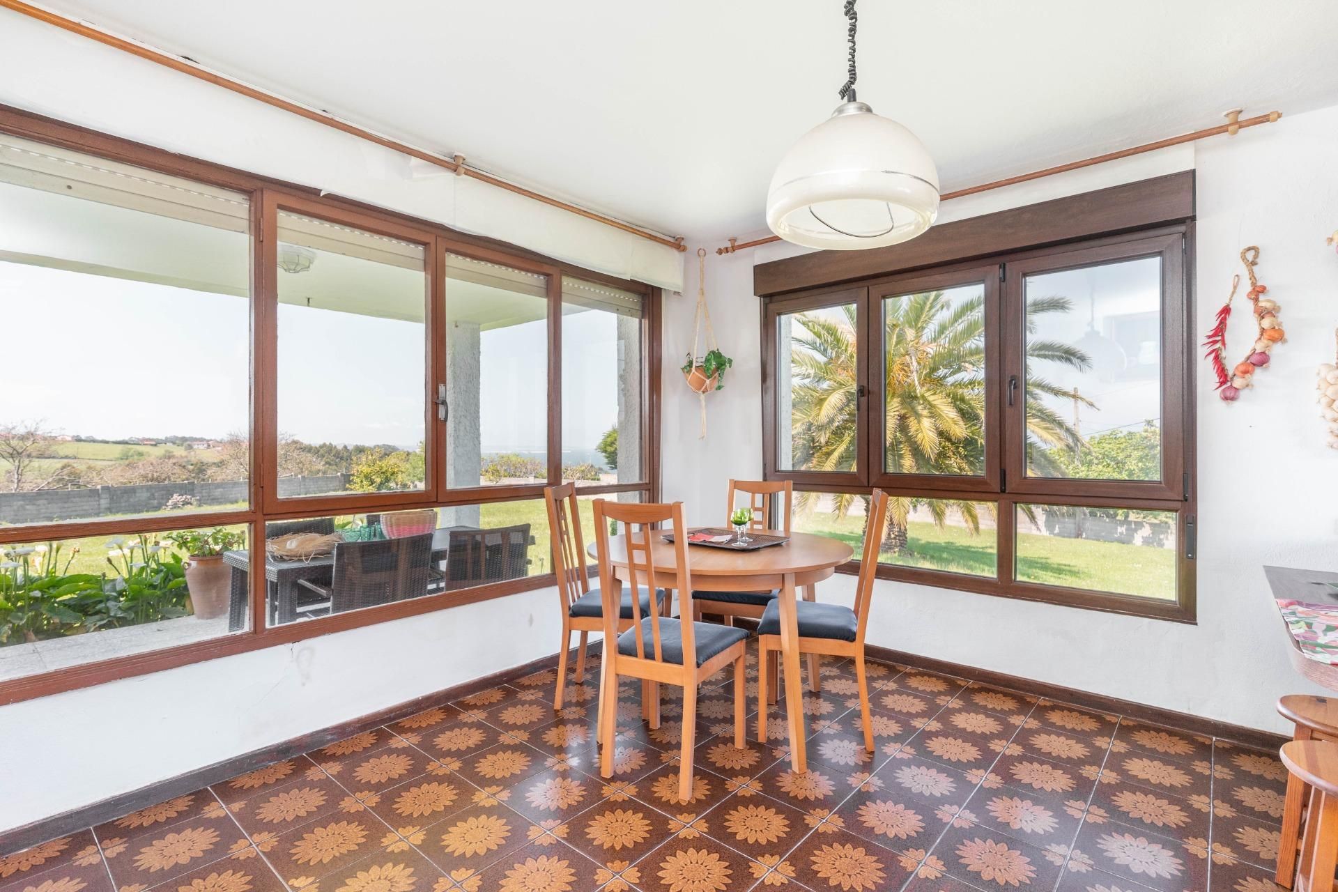 Casa o xalet en venda a  CERREDO, 10, Quintes - Arroes