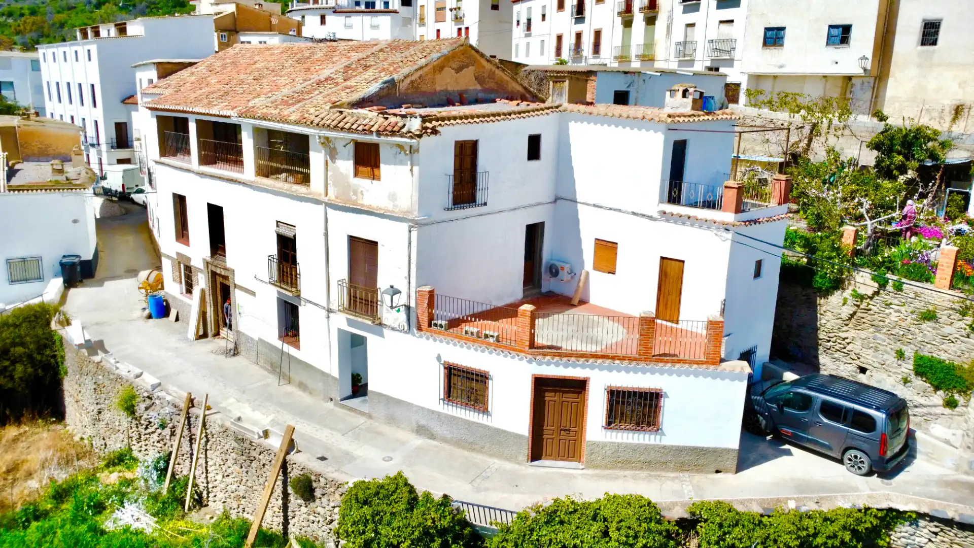 Vista exterior de Casa o xalet en venda en Válor amb Aire condicionat, Calefacció i Terrassa