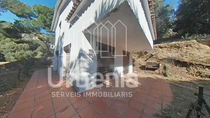 Xalet amb piscina en venda a Arenys de Munt