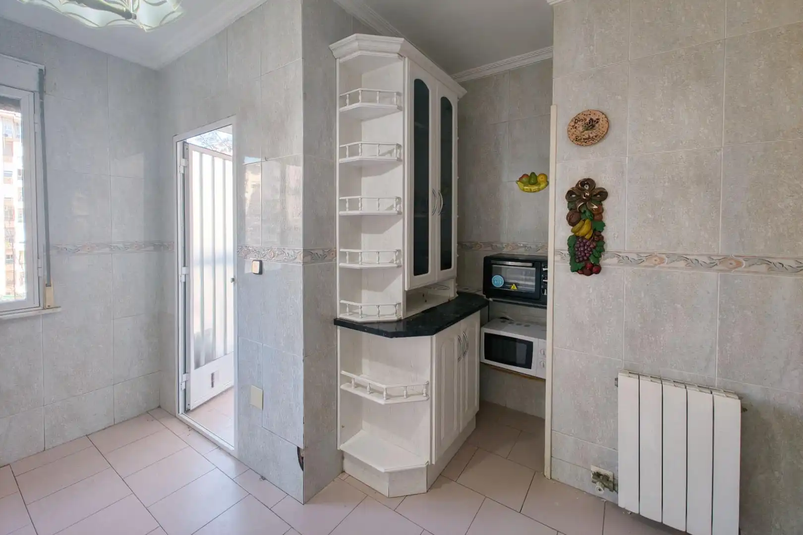 Kitchen of Flat for sale in Jaén
