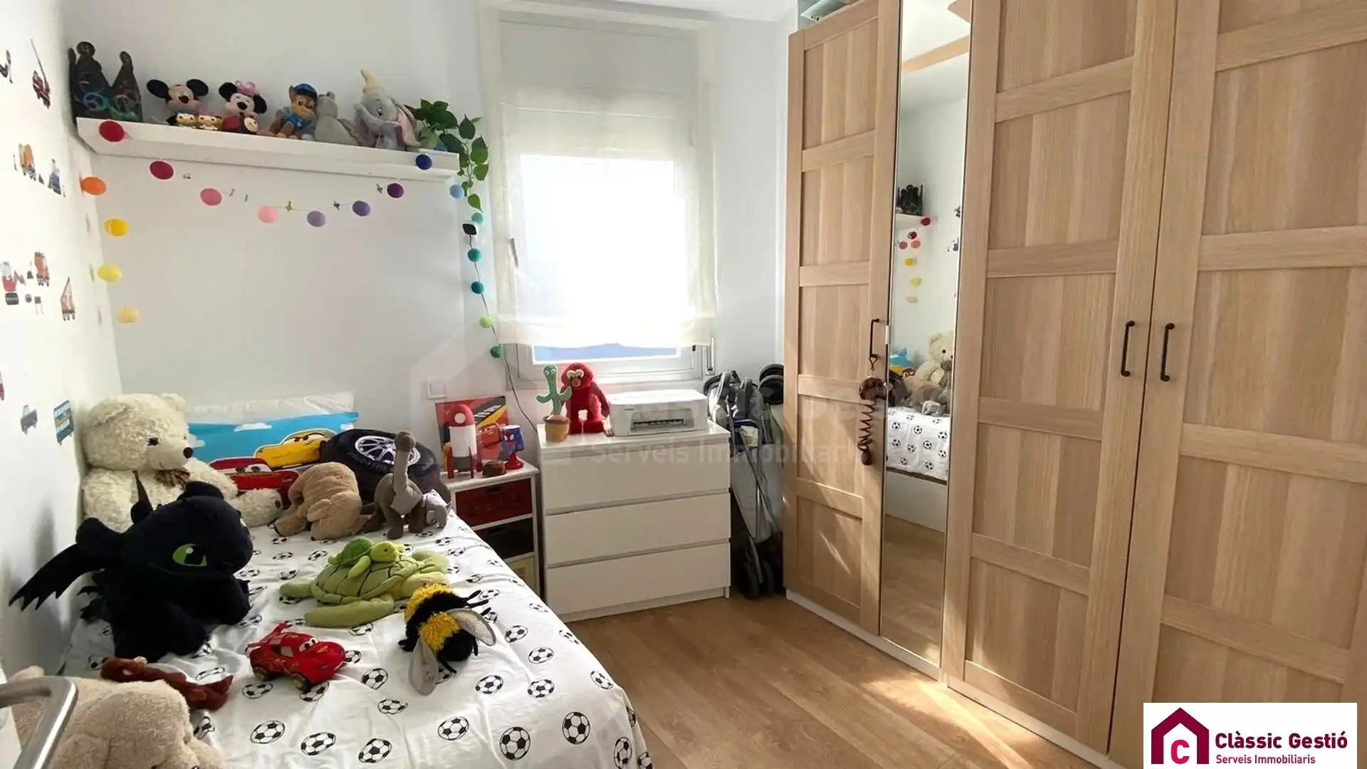 Bedroom of Flat for sale in Terrassa  with Air Conditioner, Heating and Balcony