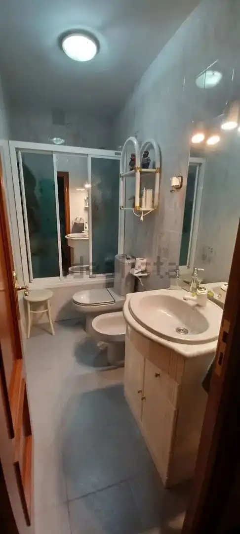 Baño de Piso en venta en Madrid con Aire acondicionado, Calefacción y Parquet