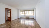 Flat for sale in  Granada Capital  with Air Conditioner, Heating and Parquet flooring