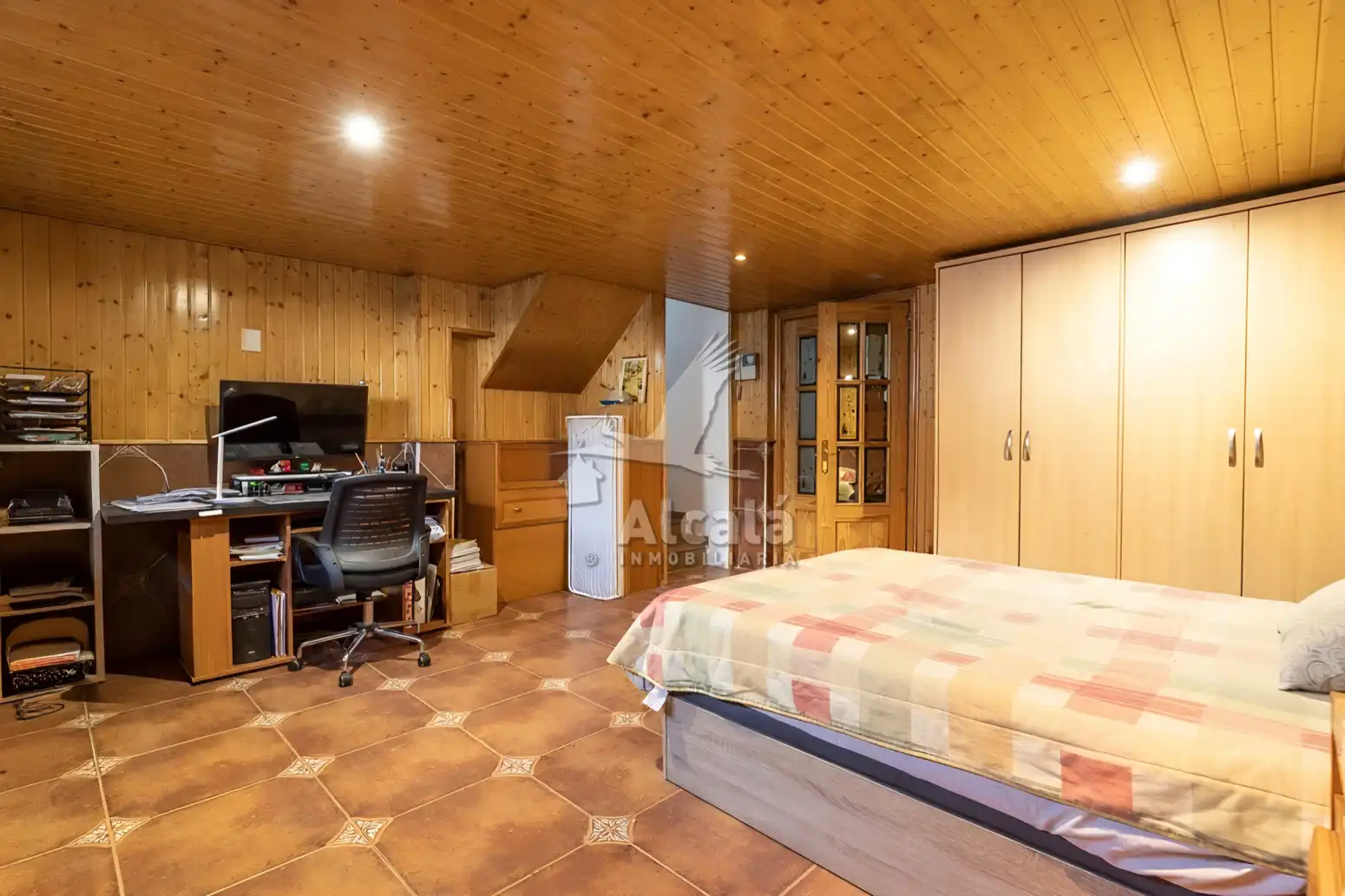 Casa adosada en venta en Azuqueca de Henares con Aire acondicionado, Calefacción y Piscina