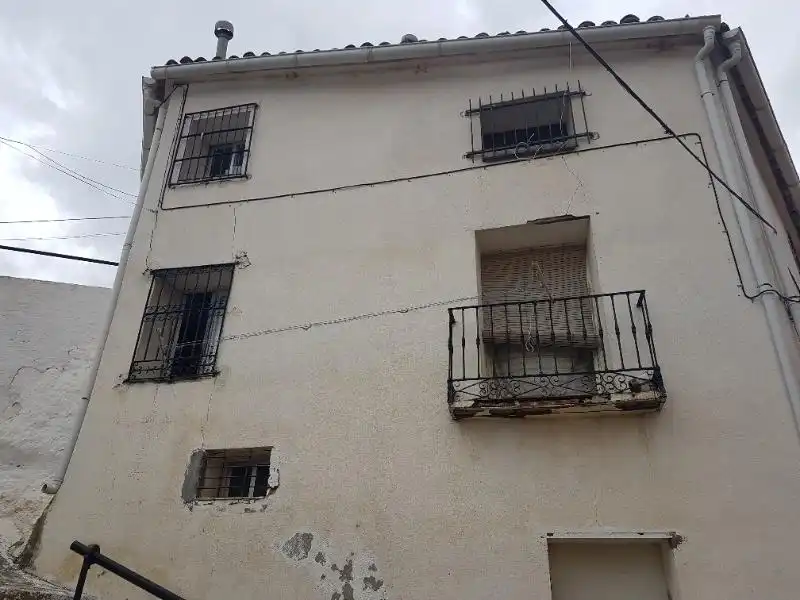 Vista exterior de Piso en venta en Campos del Paraíso