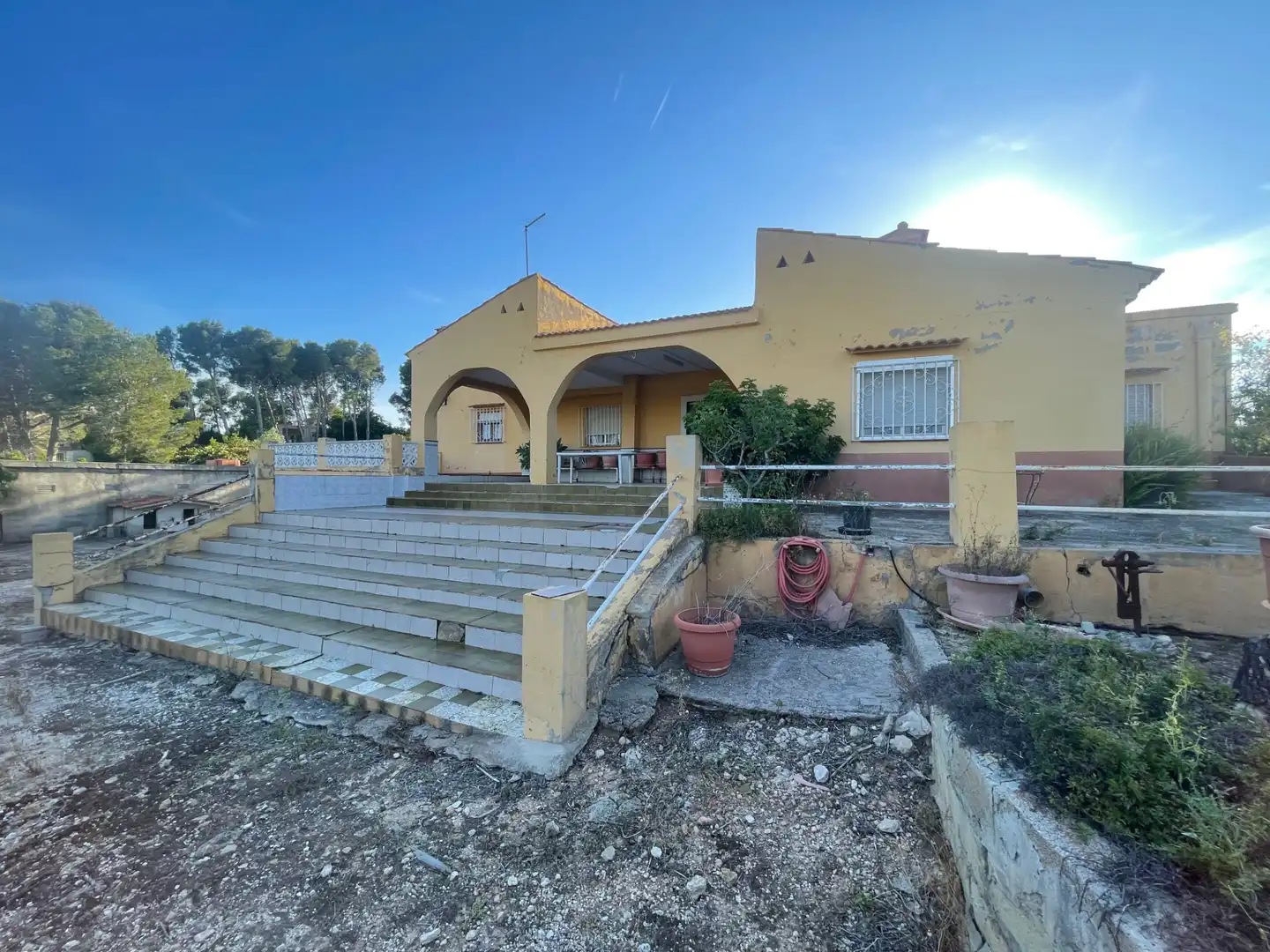 Außenansicht von Haus oder Chalet zum Verkauf in Turís mit Privatgarten, Terrasse und Abstellraum