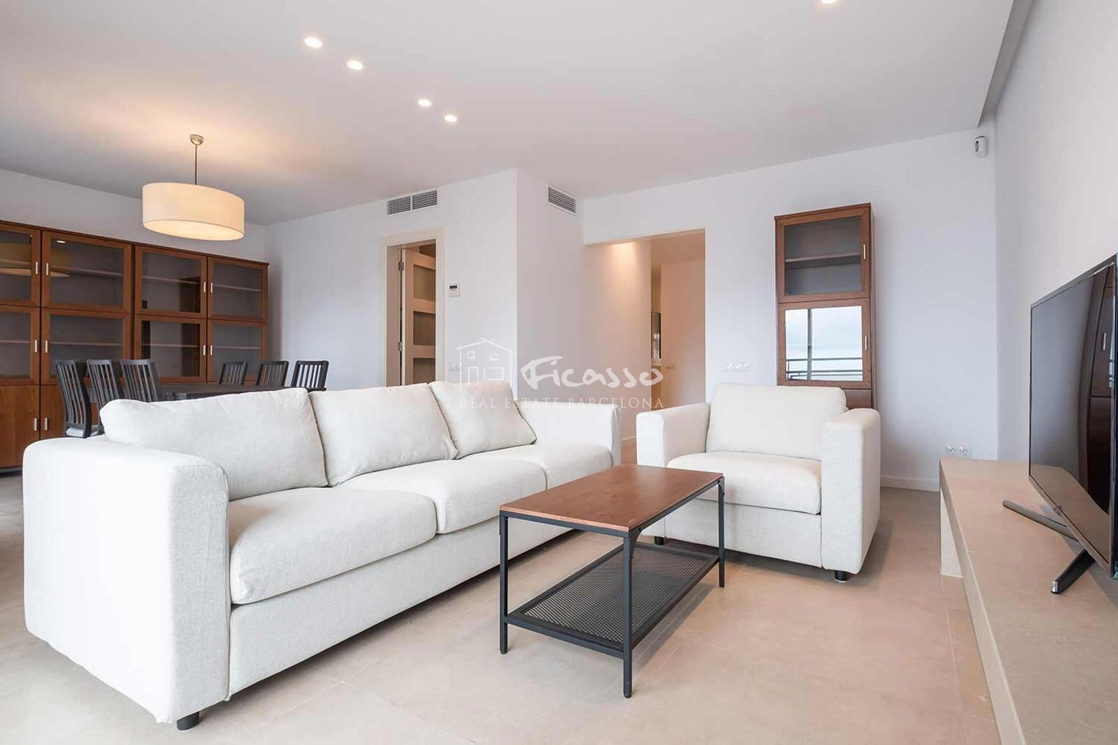 Sala de estar de Piso de alquiler en  Barcelona Capital con Aire acondicionado, Calefacción y Amueblado