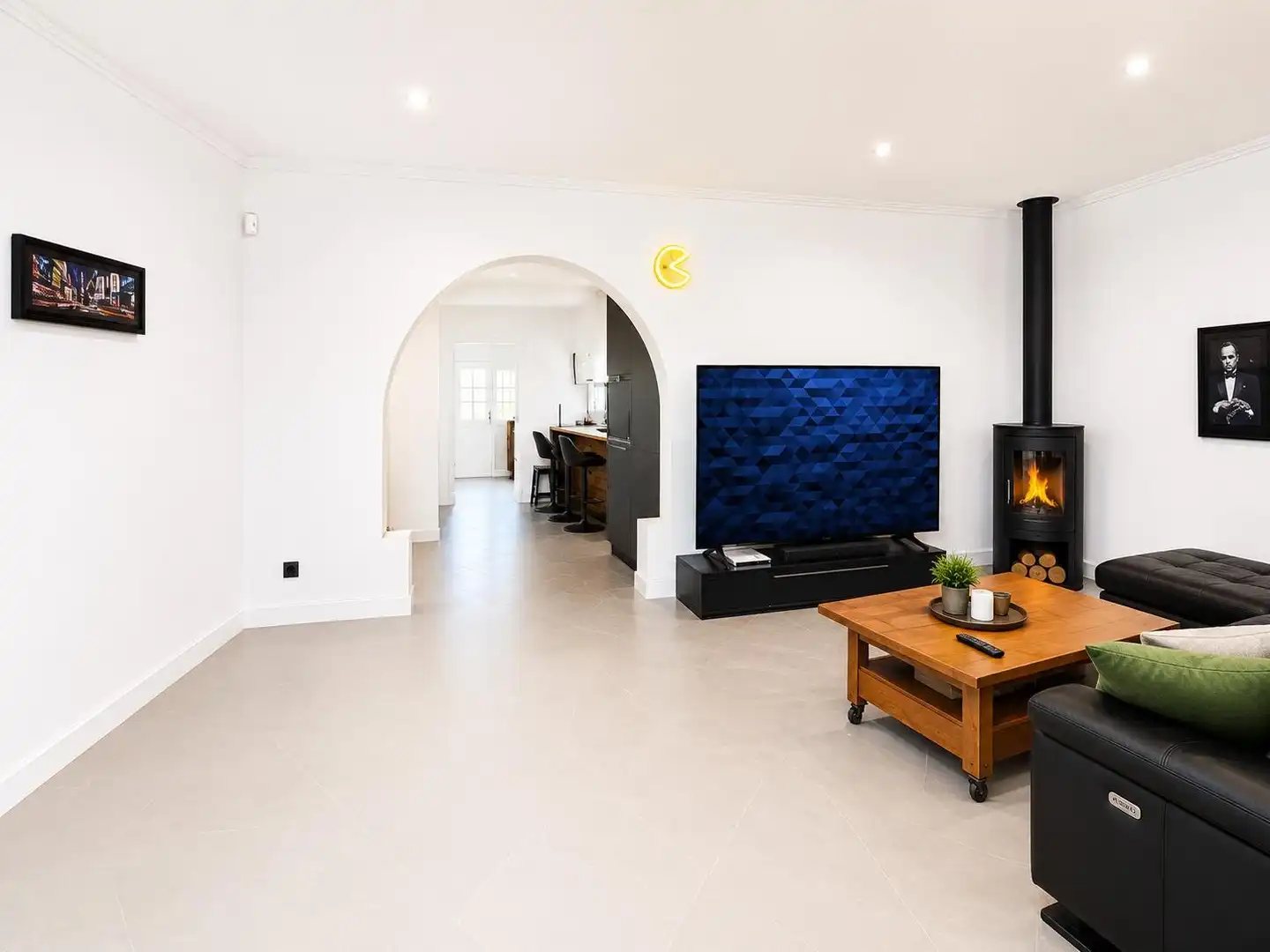 Sala de estar de Finca rústica en venta en Sant Joan con Aire acondicionado, Calefacción y Jardín privado