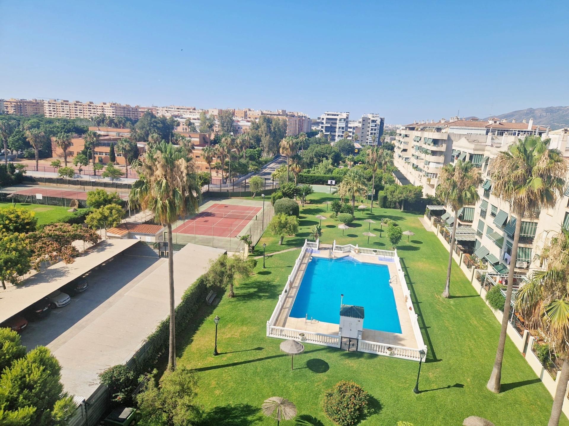 Swimming pool of Flat for sale in Málaga Capital  with Air Conditioner, Heating and Private garden