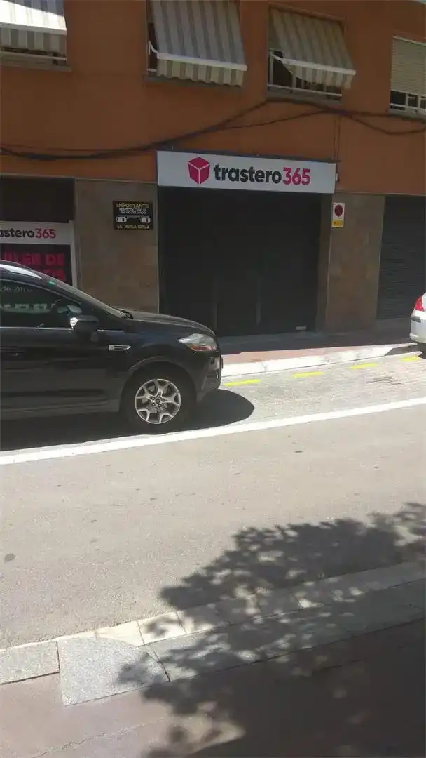 Parkplatz von Lagerraum zum Verkauf in Barberà del Vallès