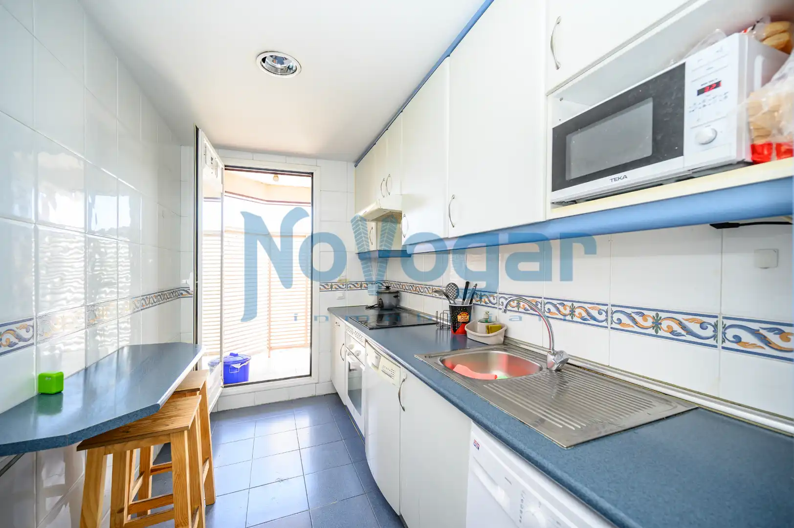 Kitchen of Flat for sale in Madrid  with Air Conditioner, Heating and Community pool