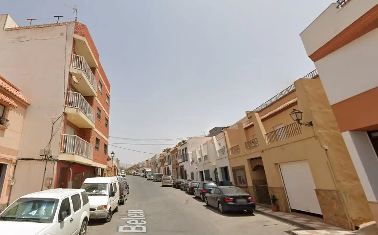 Piso en venta en Adra