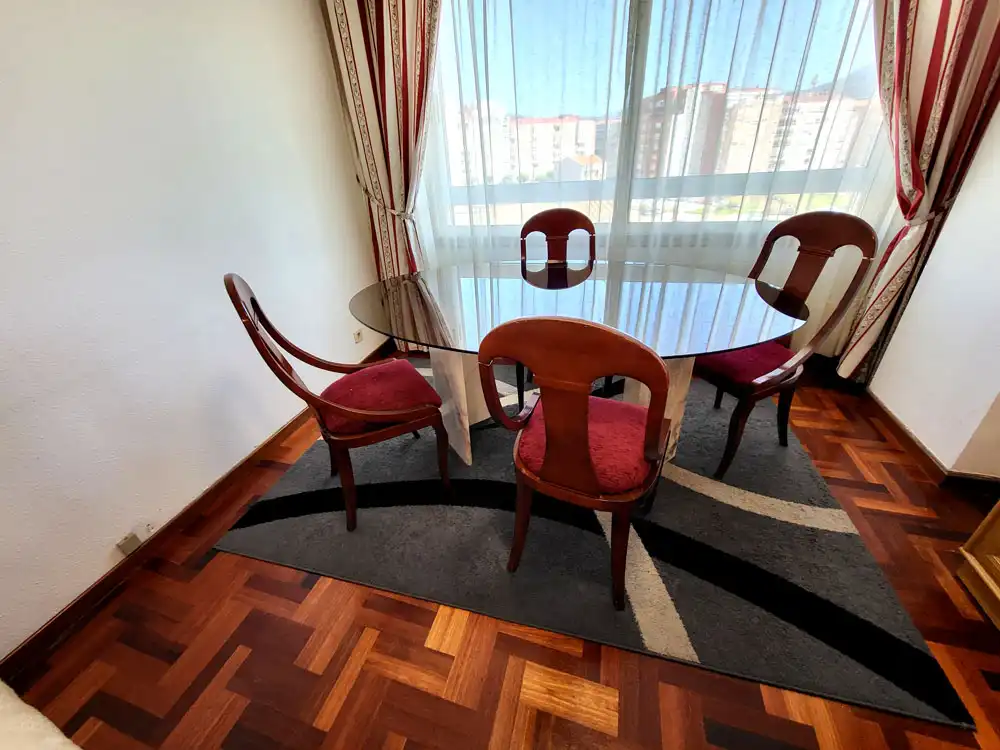 Dining room of Flat for rent in Vigo   with Heating, Parquet flooring and Storage room