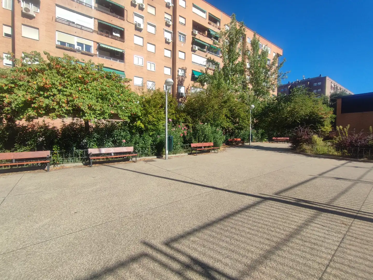 Vista exterior de Piso en venta en Madrid con Aire acondicionado, Calefacción y Jardín privado