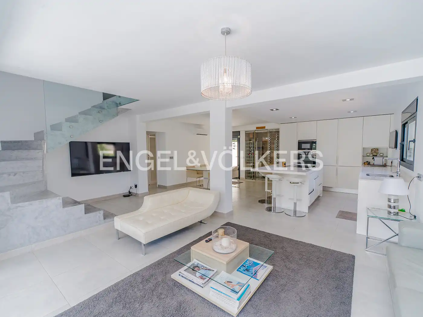 Sala de estar de Casa o chalet en venta en El Campello con Aire acondicionado, Calefacción y Jardín privado