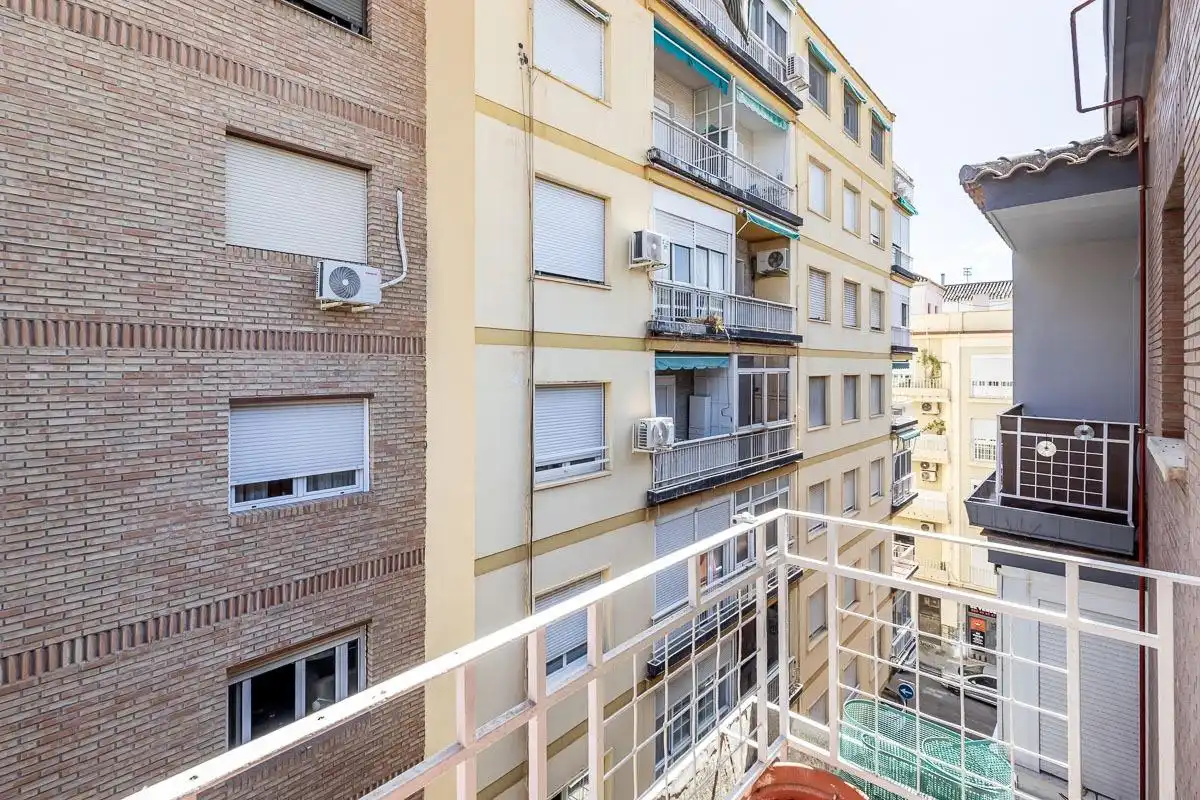 Terrassa de Pis en venda en Granada