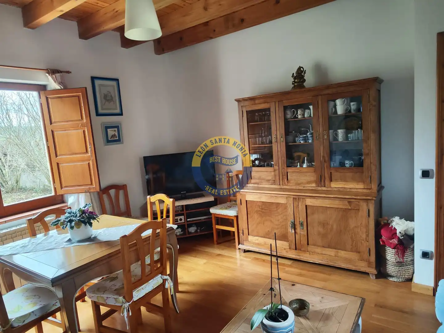Living room of Houses for sale in Villaquilambre  with Heating, Private garden and Terrace