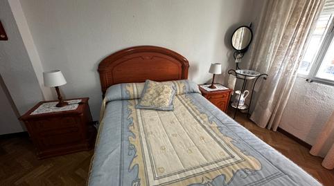 Foto 3 de Estudi de lloguer a Calle San Urbicio, Reyes Católicos, Madrid