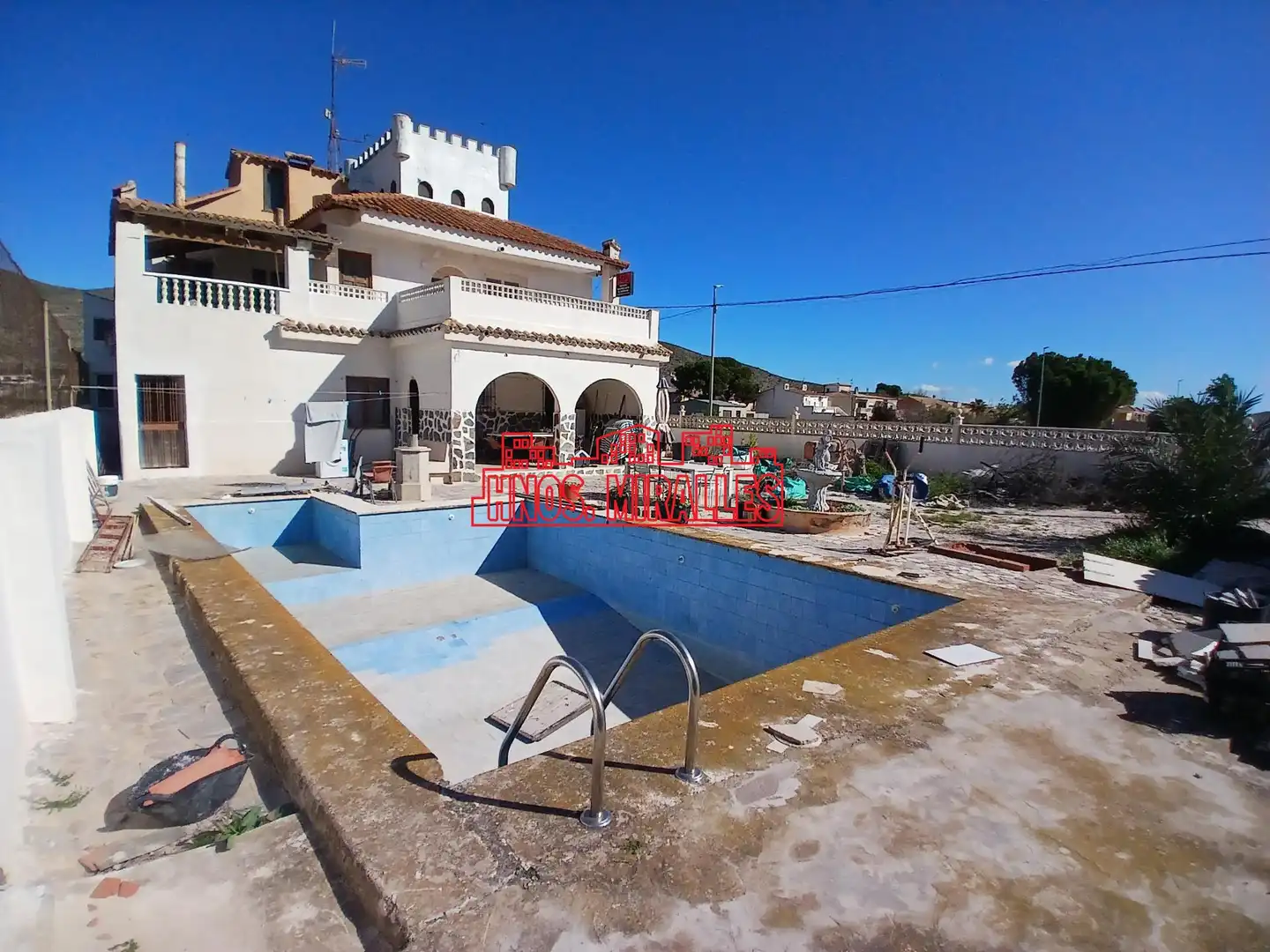 Xalet amb piscina en venda a Hondón de los Frailes